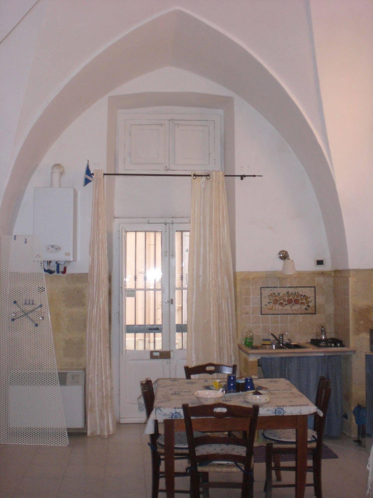 Bed & Breakfast Mare Nostrum Bríndisi Exterior foto