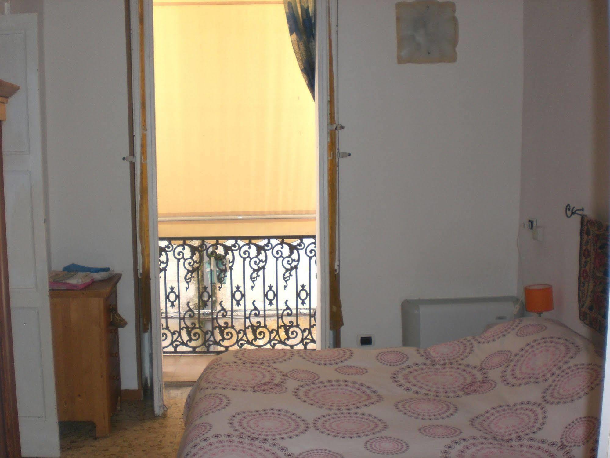 Bed & Breakfast Mare Nostrum Bríndisi Exterior foto